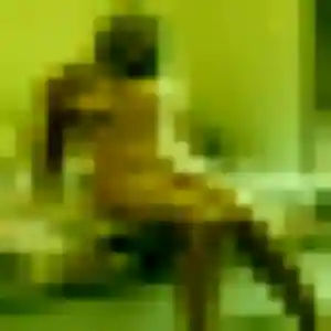 Rencontre Helena, 33 ans à Auriol en privé
