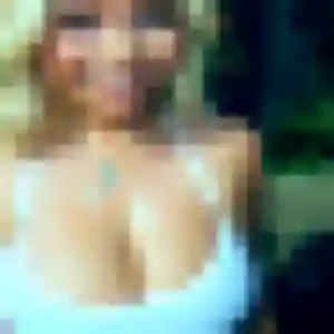 Rachida (38 ans) à Bâgé-Dommartin cherche une rencontre rapidement