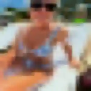 Nadine, femme de 29 ans propose plan cul à Bédoin