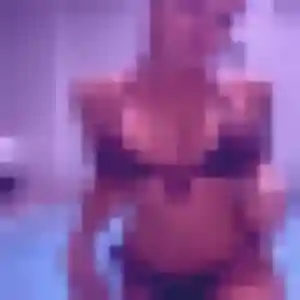 Delia, 22 ans, dispo pour plan cul à Bourg-lès-Valence