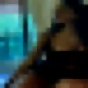 Sexy Aurelie, 37 ans à Cabannes - découvrir son profil