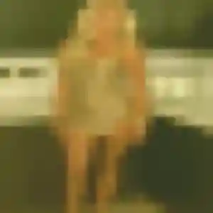 Charmante Estee, 20 ans à Carnoux-en-Provence - la contacter