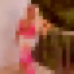 Jolie Ava, 19 ans à Caumont-sur-Durance - voir sa photo