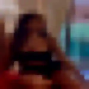 Photo de Yasmina à La Gaude (39 ans) - plan cul discret