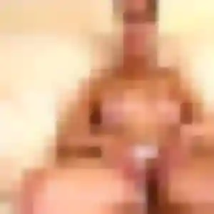Profil de Lamia à Le Revest-les-Eaux (33 ans) - plan cul gratuit