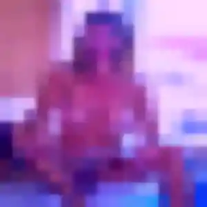 Découvre Marie-Helene, 42 ans à Le Revest-les-Eaux en privé