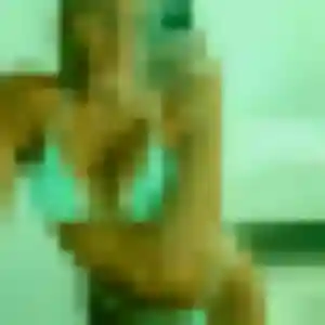 Rencontre Sophie, 28 ans à Le Rouret en privé