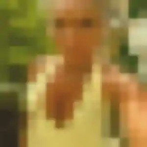 Yasmine, fille de 36 ans cherche plan cul à Le Rove