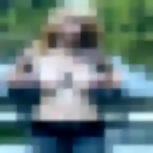 Regine, 27 ans, en ligne à Montagny pour une rencontre coquine