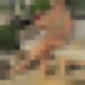 Agnes de Mours-Saint-Eusèbe, 34 ans - plan cul sans lendemain