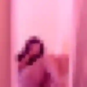 Leonore, 27 ans, cherche un plan cul à Noves