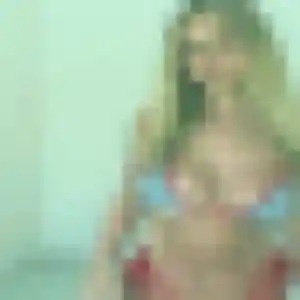 Photo de Laurence à Peyrolles-en-Provence (23 ans) - plan cul gratuit