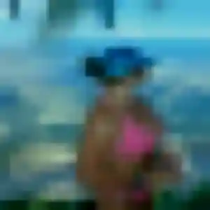 Tatiana, 35 ans, en ligne à Pusignan pour une rencontre coquine