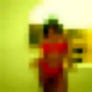 Leila, 38 ans, disponible à Roanne pour un plan cul