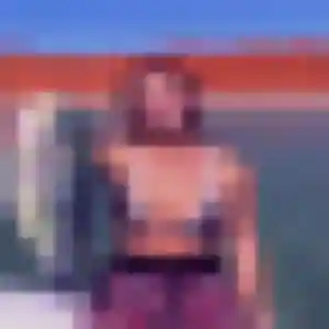 Flavie (19 ans) à Roussillon cherche une rencontre maintenant