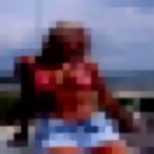 Francine, femme de 35 ans veut plan cul à Saint-Cyr-au-Mont-d'Or