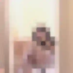Maeva, 26 ans, connectée à Saint-Priest-en-Jarez pour une rencontre coquine