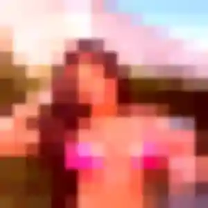 Angelique, 26 ans, connectée à Saint-Savournin pour une rencontre coquine