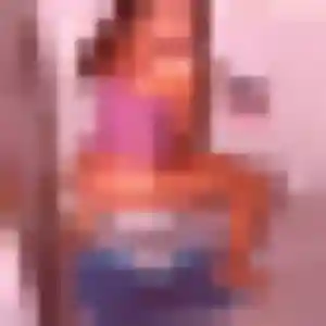 Nelly (19 ans) à Saint-Tropez cherche une rencontre ce soir